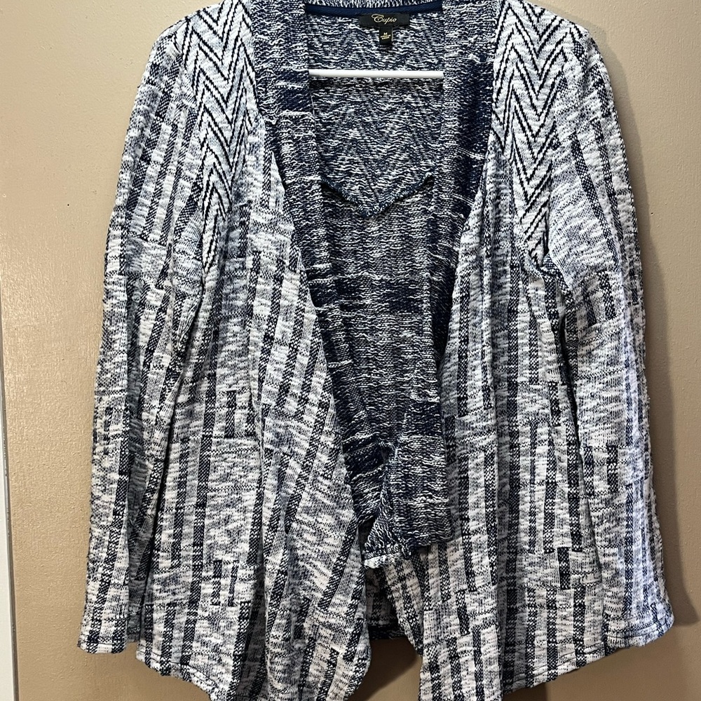 Woman’s Cardigan